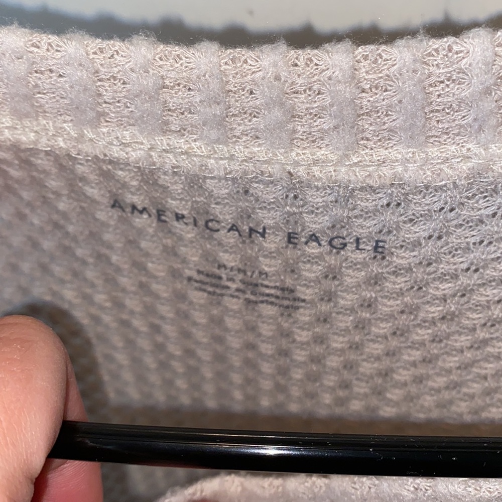 american eagle top - Picture 3 of 3